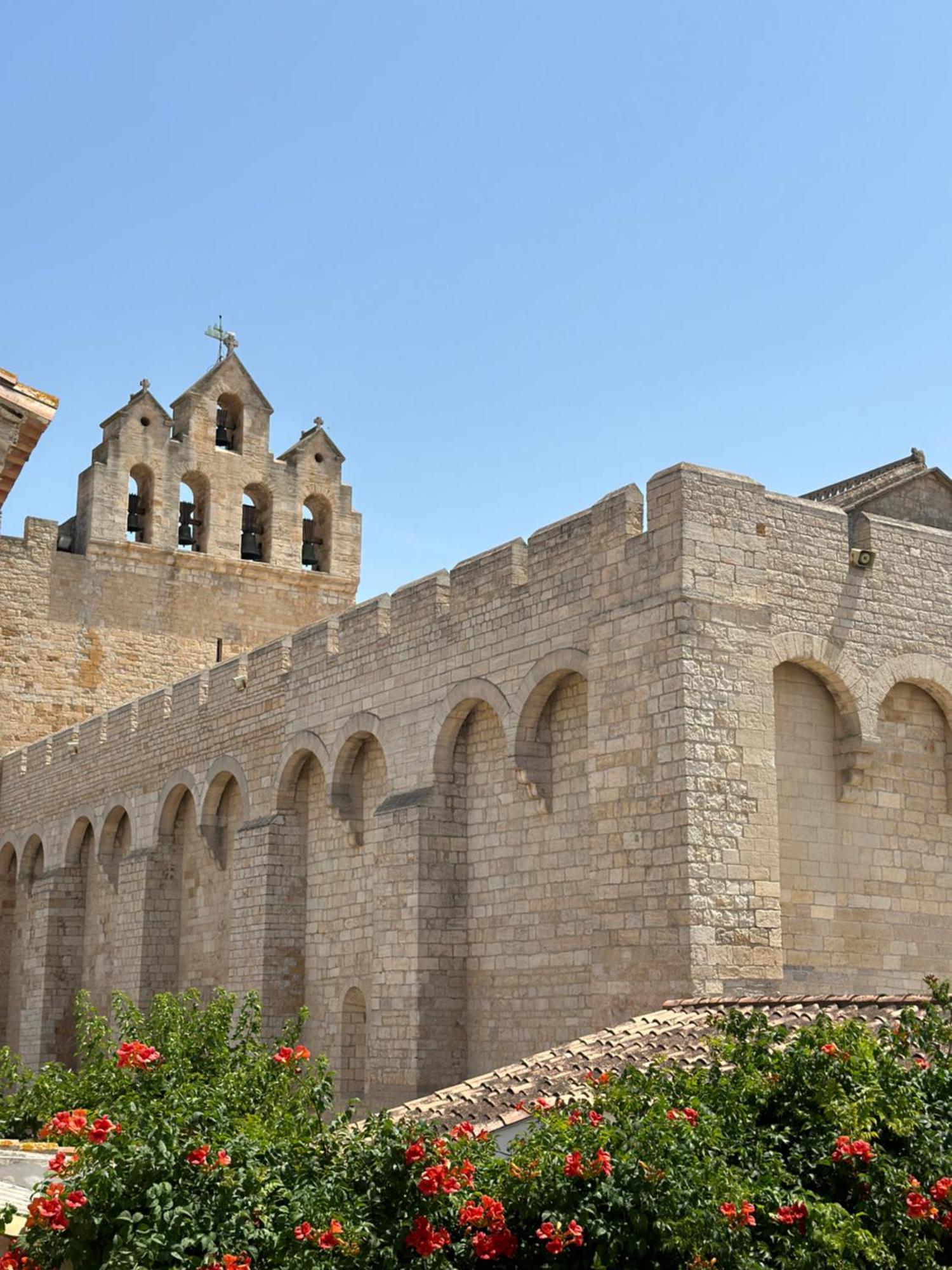 Appartement Avec Vue Sur L Eglise Des Saintes Dış mekan fotoğraf